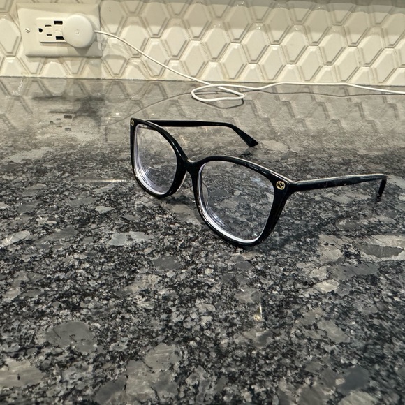 Gucci Black Women's Glasses - Picture 2 of 8